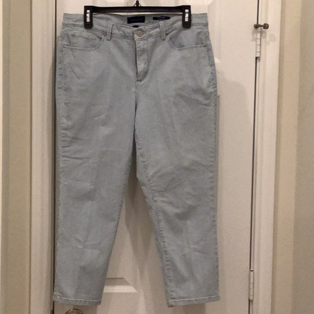 Charter Club Bristol Capri, size 10